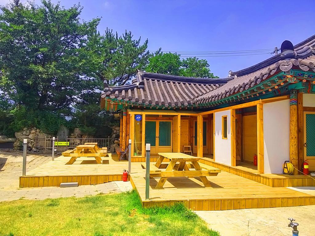 Chowoo Guesthouse Gyeongju Exterior foto
